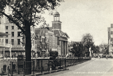 26534 Gezicht op de Oudegracht te Utrecht, uit het zuidoosten, met in het midden de Viebrug en de St.-Augustinuskerk ...